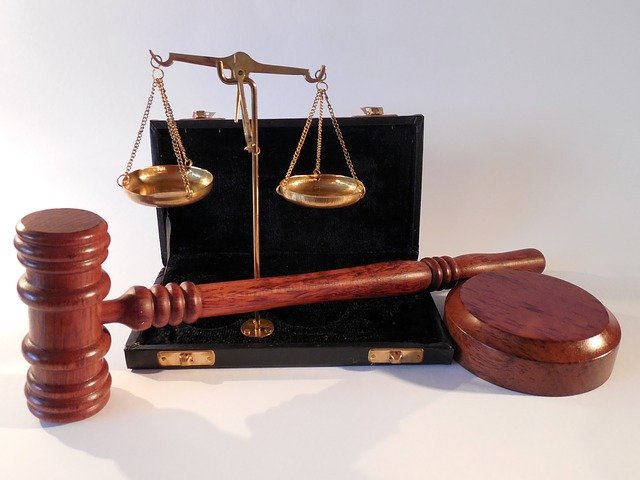 W czym potrafi nam wesprzeć radca prawny? W jakich sprawach i w jakich płaszczyznach prawa pomoże nam radca prawny?